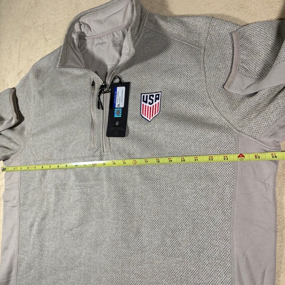 Antigua Oatmeal USMNT Course Quarter-Zip Pullover Top Men's X-Large - Picture 3 of 5